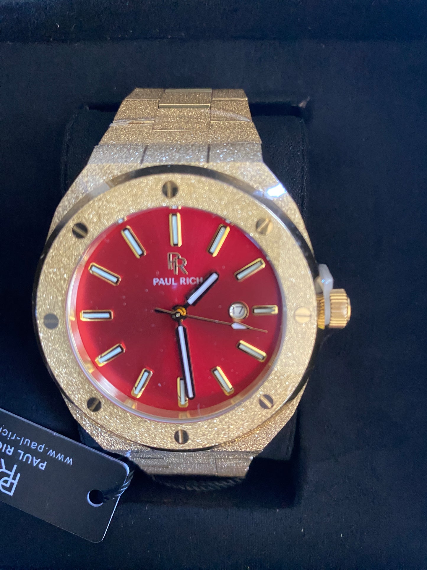 Frosted Sultan's Ruby